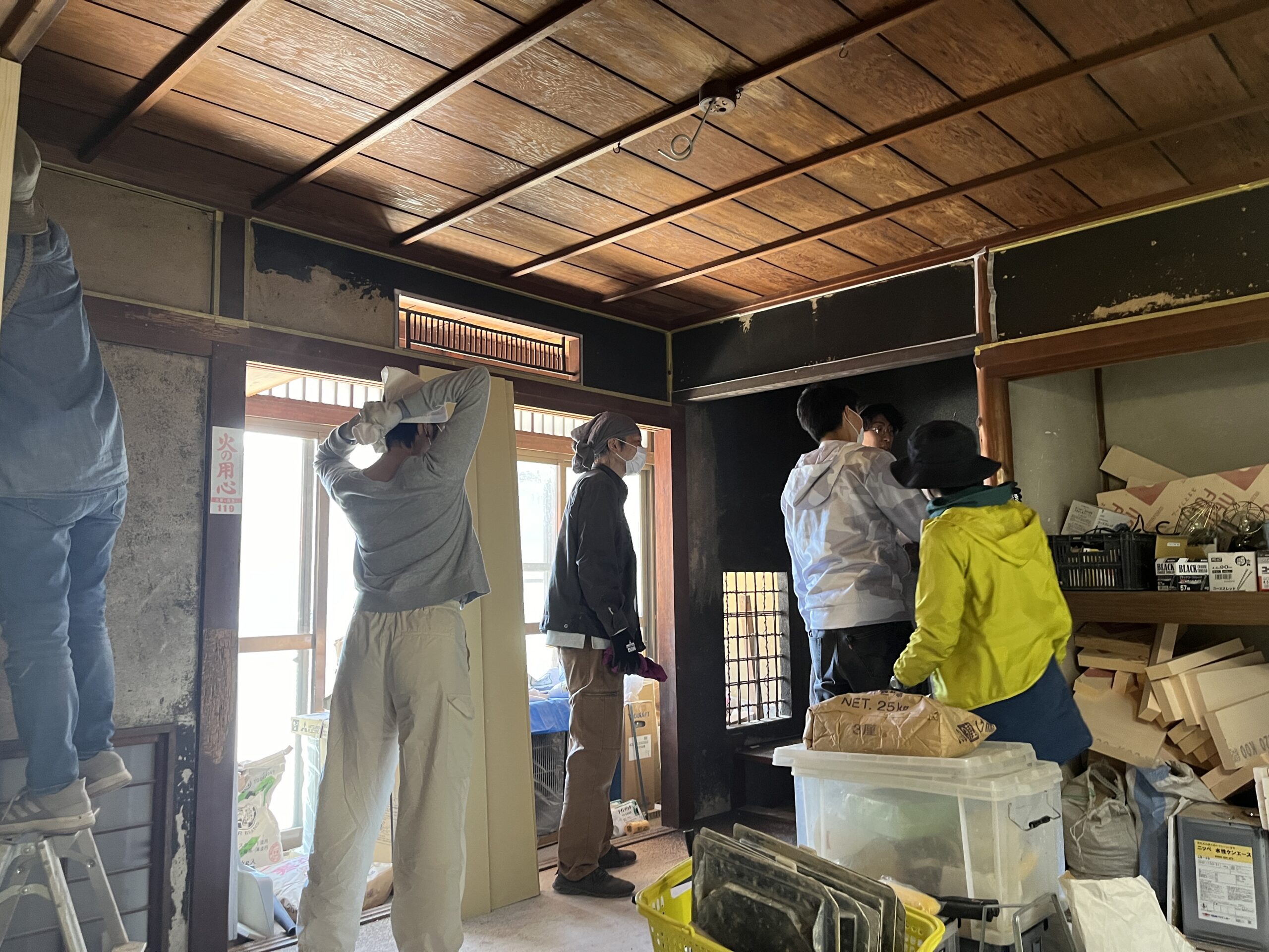 牛窓住み継ぎワークショップ-左官編-